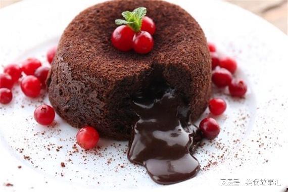 爆料巧克力蛋糕好吃吗视频,巧克力蛋糕，口感究竟如何？