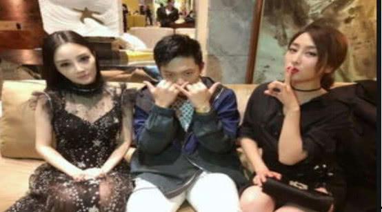 猪头吃瓜娱乐圈,娱乐圈幕后风云揭秘